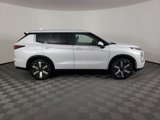 New 2025 Mitsubishi Outlander SE image 3