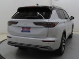 New 2025 Mitsubishi Outlander SEL image 3