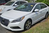 Used 2017 Hyundai Sonata Limited w/ Ultimate Package 02 image 3
