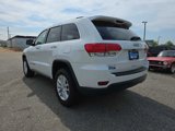 Used 2018 Jeep Grand Cherokee Laredo image 3