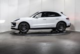 Certified 2025 Porsche Macan image 2