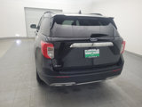 Used 2022 Ford Explorer XLT w/ Equipment Group 202A image 6