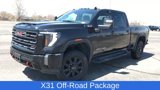 Used 2024 GMC Sierra 2500 AT4 w/ AT4 Preferred Package image 3
