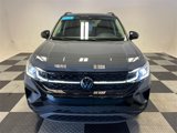 Certified 2024 Volkswagen Taos SE image 2