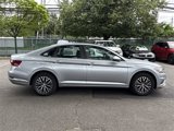 Certified 2021 Volkswagen Jetta SE image 5