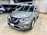 Used 2017 Nissan Rogue SV image 5
