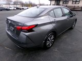 Used 2021 Nissan Versa SV image 3