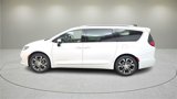 New 2025 Chrysler Pacifica Pinnacle image 4