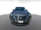 Used 2024 Nissan Rogue SV image 2