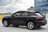 Certified 2025 Porsche Macan image 3