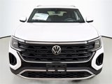 New 2025 Volkswagen Atlas Cross Sport SEL image 2