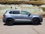 Used 2024 Volkswagen Taos SE image 2