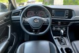 Used 2020 Volkswagen Jetta SE w/ SE Cold Weather Package image 5
