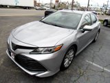 Used 2020 Toyota Camry LE image 4