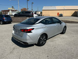 Used 2021 Nissan Versa SV image 3