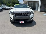 Used 2025 Nissan Frontier SV image 6