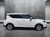 Used 2023 Kia Soul LX w/ LX Technology Package image 4