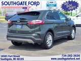 Used 2023 Ford Edge SEL w/ Convenience Package image 2