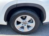 Used 2021 Toyota Highlander LE image 5