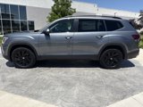 New 2025 Volkswagen Atlas SE image 2