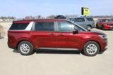 Used 2022 Kia Carnival LX image 4