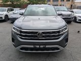 Used 2023 Volkswagen Atlas SE image 2