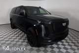 Used 2025 Cadillac Escalade ESV Sport Platinum w/ LPO, ONYX Package image 3