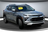 Used 2025 Chevrolet TrailBlazer LT image 3