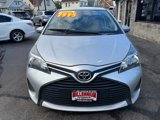Used 2016 Toyota Yaris L image 2