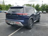 New 2025 Nissan Pathfinder Platinum image 5