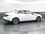 New 2025 Hyundai Sonata Limited image 3