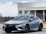 Used 2019 Toyota Camry SE image 2