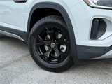 New 2025 Volkswagen Atlas Peak Edition SE image 2