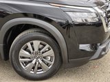 New 2025 Nissan Pathfinder S image 3