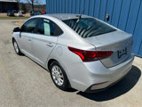 Used 2022 Hyundai Accent SEL image 3