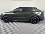 Used 2025 Porsche Cayenne GTS image 2