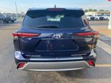 New 2025 Toyota Highlander Platinum image 4