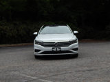 Used 2019 Volkswagen Jetta SE w/ Cold Weather Package image 2