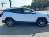 Used 2024 GMC Terrain SLT image 5