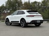 Used 2024 Porsche Macan image 3