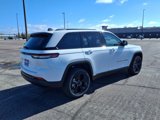 New 2025 Jeep Grand Cherokee Altitude image 3