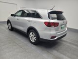 Used 2020 Kia Sorento AWD V6 image 5