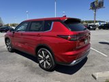 New 2025 Mitsubishi Outlander SE image 5