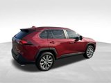 Used 2023 Toyota RAV4 XLE Premium image 5
