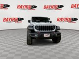 Used 2025 Jeep Wrangler Unlimited Rubicon w/ XTREMEE 35" Tire Package image 4