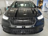 New 2025 Chrysler Pacifica Limited image 2