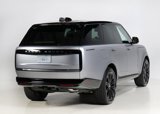 New 2025 Land Rover Range Rover SE image 2