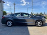 Used 2016 Ford Fusion SE w/ Equipment Group 202A image 2