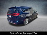 Used 2022 Chrysler Pacifica Touring image 6
