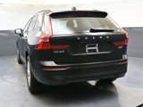 Certified 2022 Volvo XC60 B5 Momentum image 4
